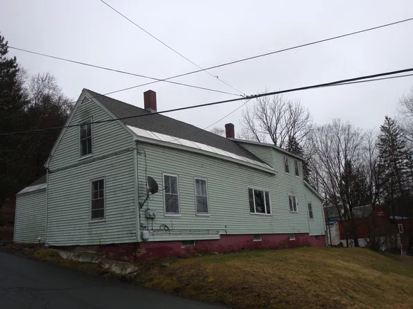 19 Chapel Street, Winchester, NH 03470