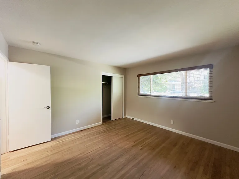 1311 Mills St — Photo 9