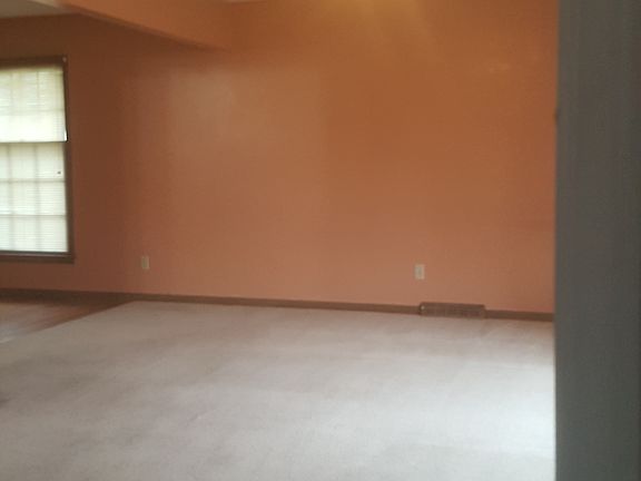5th image of 8816 E 61st Ter