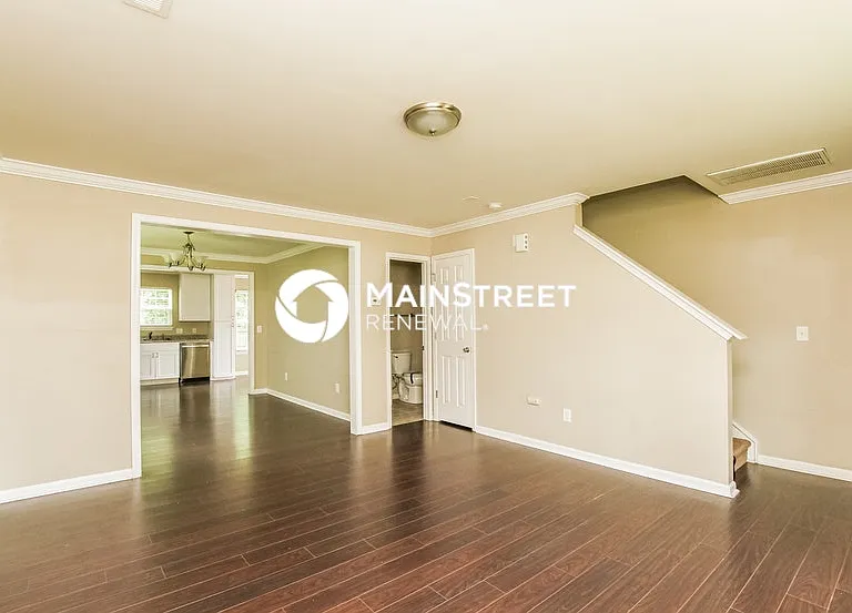1233 Ben Livingston Rd — Photo 3