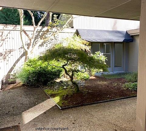 2nd image of 2220 184th Ave NE