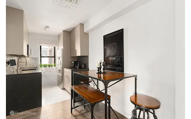 Sold by Douglas Elliman | media 10