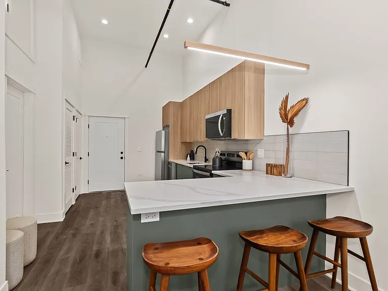 The Evergreen Lofts — Photo 15