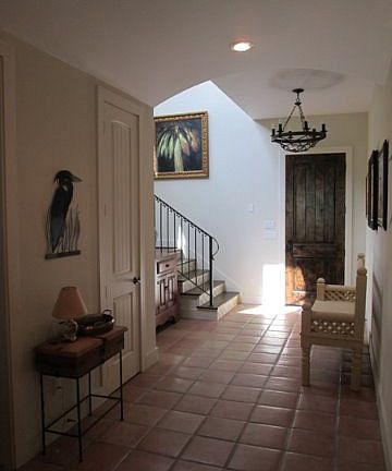 2nd image of 54 Vineyard Bay