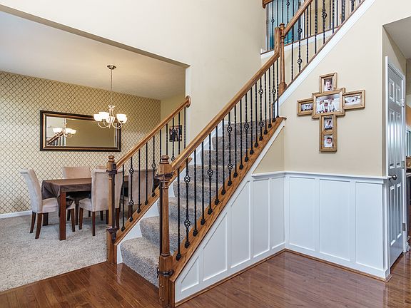 2nd image of 7738 Derbyshire Ct