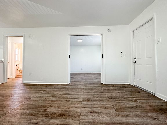 5th image of 521 S Federal Hwy #6