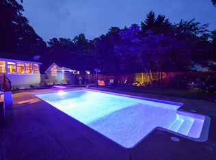 1140 Little Neck Rd, Virginia Beach, VA 23452