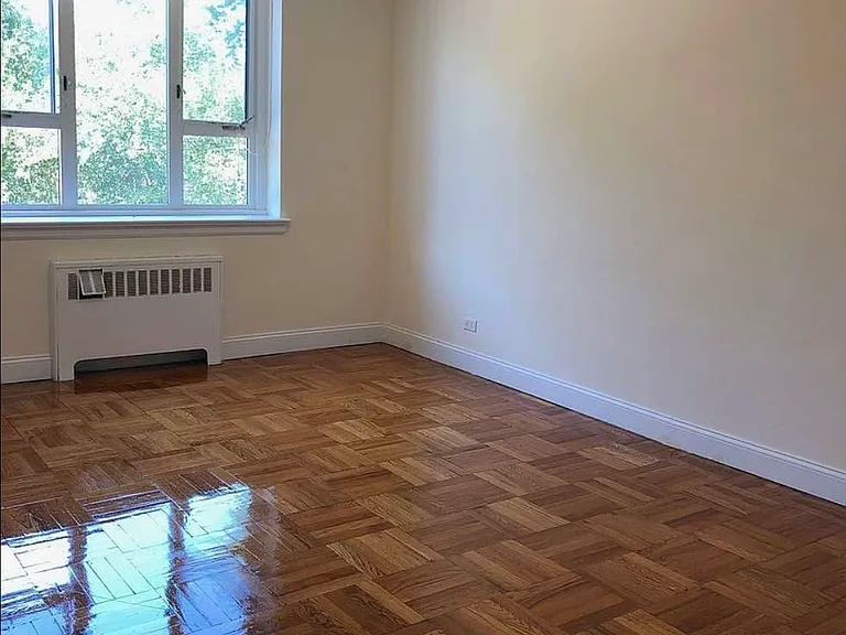 5355 Henry Hudson Pkwy #4F — Photo 9