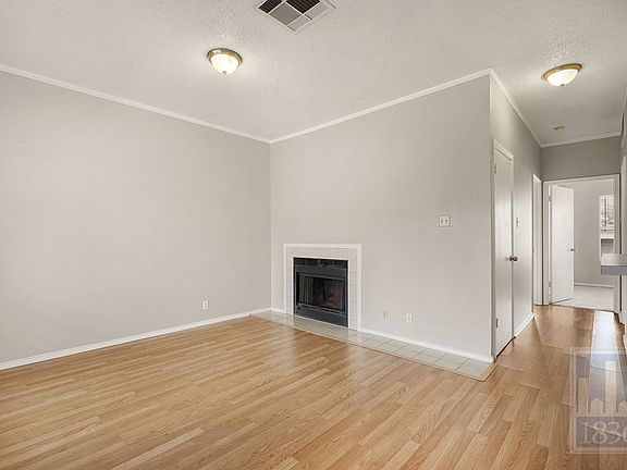 5th image of 2804 Rio Grande St APT 303