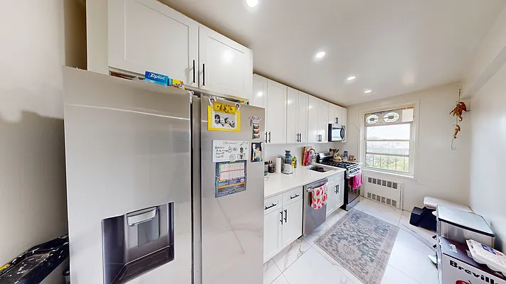 Rented by Iryna Ferenets, LREB | media 6