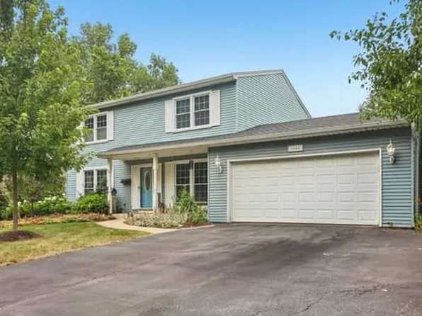 1644 Swallow St, Naperville, IL 60565