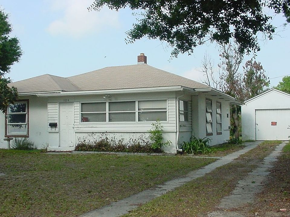 2nd image of 1034 Heather Ln