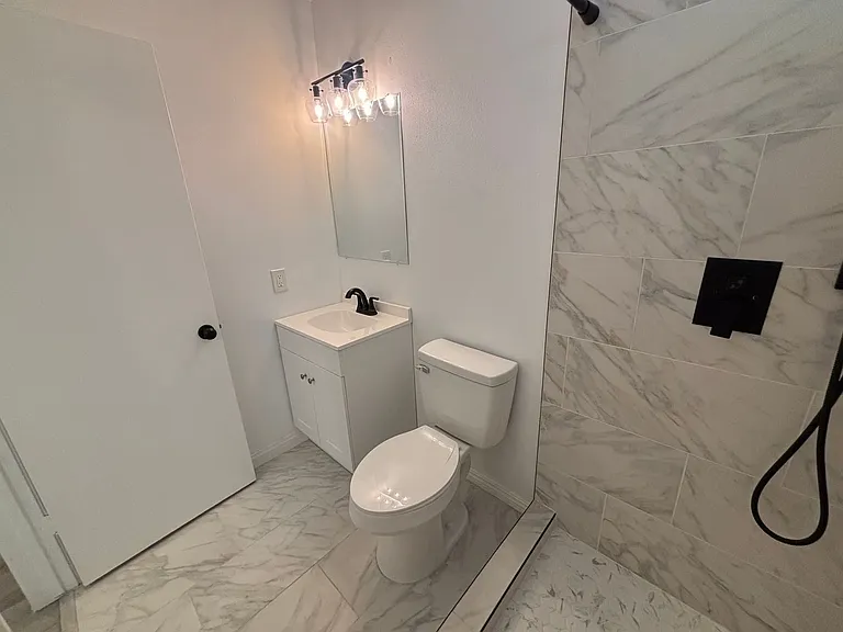 19713 Ray Cir — Photo 17