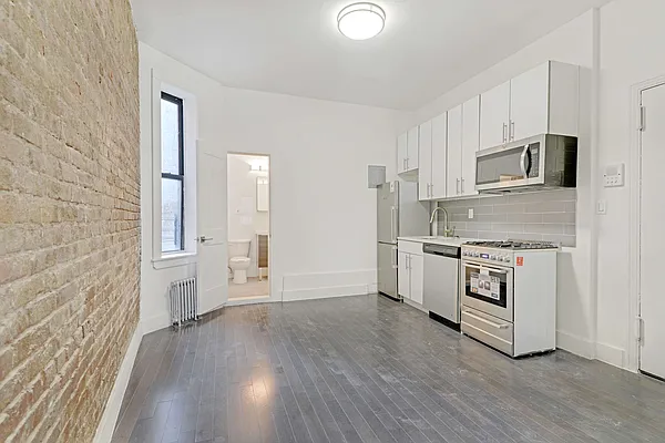 Rented by LG Fairmont Group | media 24