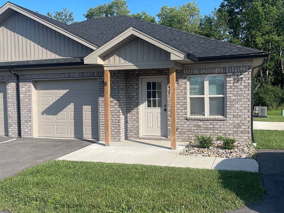 1st image of 237 Fulkerson Dr #B