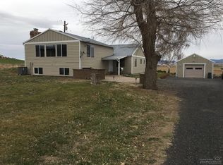 5133 SW Elbe Dr, Madras, OR 97741