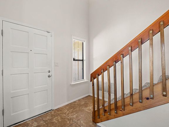 3rd image of 5415 Vista Del Cerro NE
