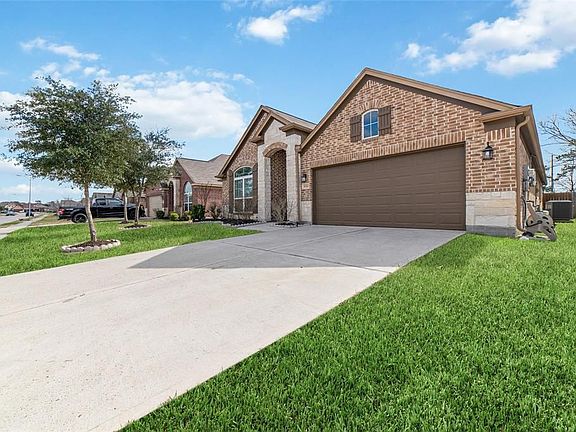 2nd image of 6314 Westward Wood Way
