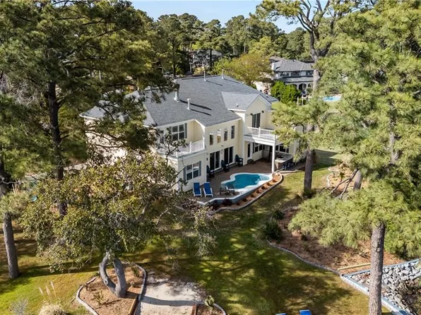 2000 English Cedar Cir, Virginia Beach, VA 23451