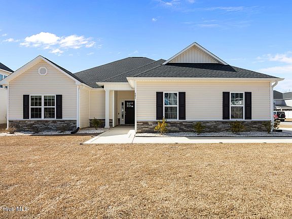 2nd image of 601 Tybee Trail