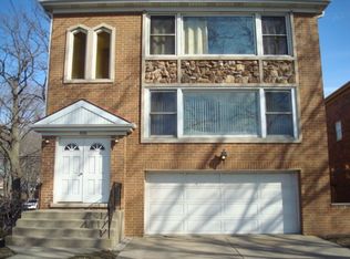 4924 Old Orchard Rd, Skokie, IL 60077