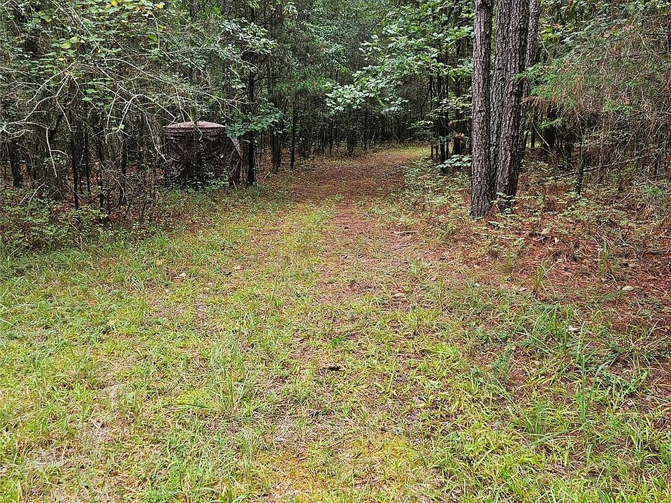 2nd image of 2139 Southfork Rd