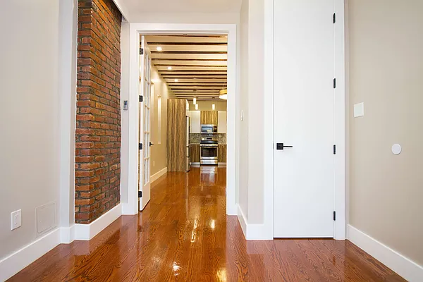 Rented by Nooklyn NYC LLC | media 40