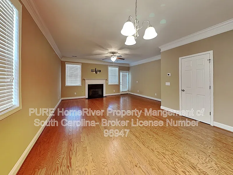 2 bed, 2.0 bath, 1334 sqft, $1,550 — Photo 3