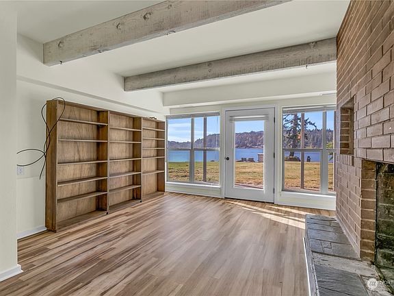 4th image of 6423 Lake Drive