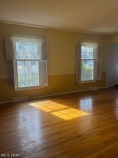 5th image of 187 Kenwick Dr