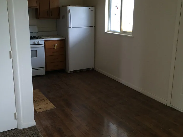 320 S 4th St #34 — Photo 10