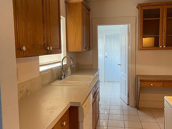3rd image of 448 W California Ave