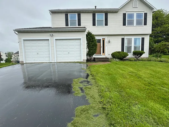 5618 Bunbury Ter, Clay, NY 13041