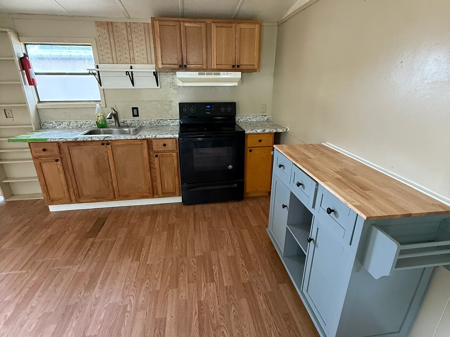 2 bed, 770 sqft, $1,050 — Photo 2