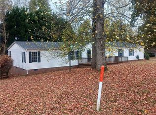 200 Tyler Ct, Easley, SC 29642