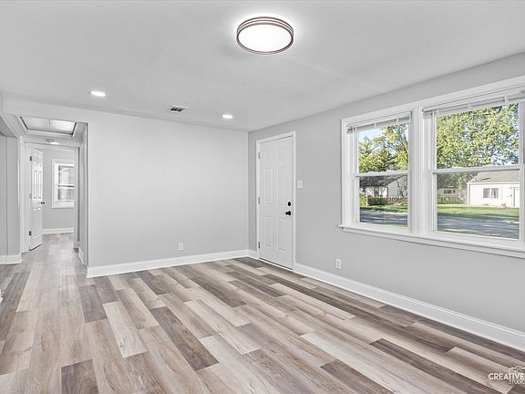 4th image of 1839 Burry Circle Dr