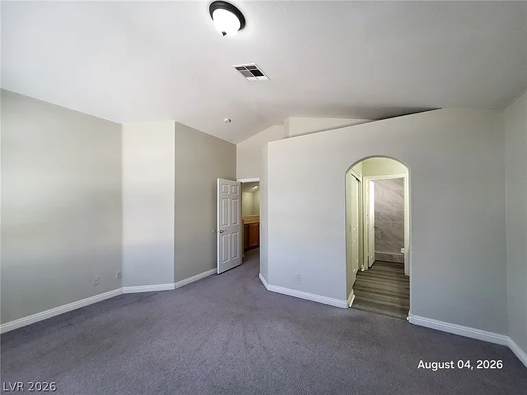 8236 W Rochelle Ave — Photo 13