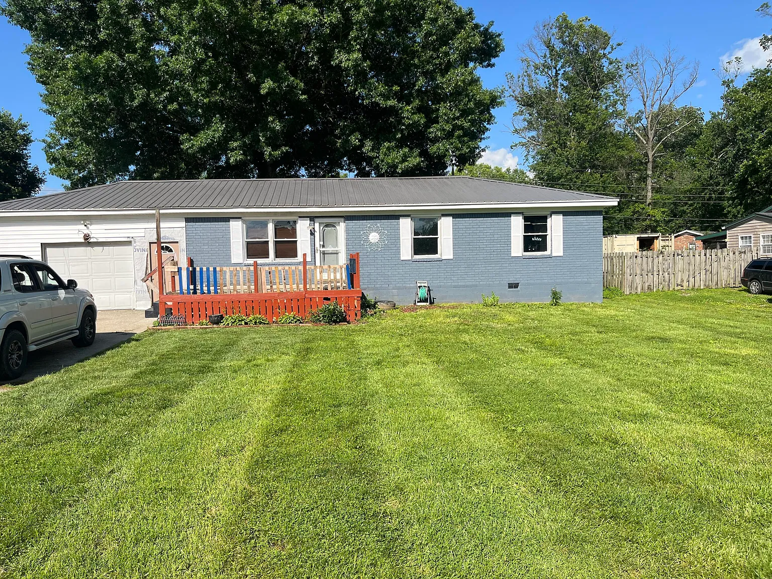 245 Cherry Ln photo 1
