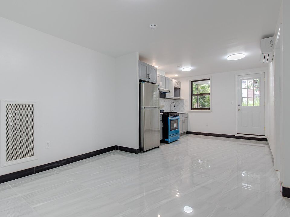 2nd image of 8885 19th Ave #1