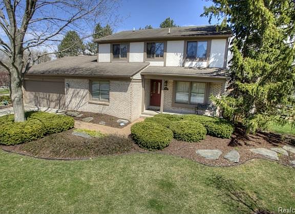 2nd image of 12072 Beacon Hill Dr