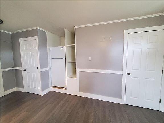 4th image of 908 Erskine Ave