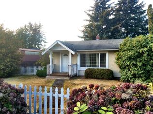 960 Adelia St, Blaine, WA 98230