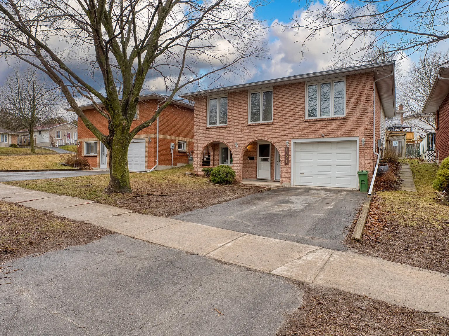 151 Dauphin Avenue Kingston — Photo 3