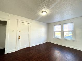 7210 Lyndover Pl #3E, Saint Louis, MO 63143