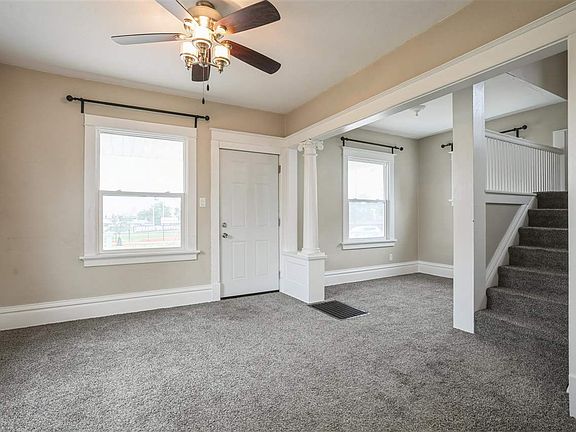 5th image of 512 15th St NE