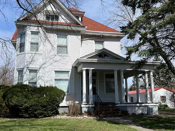 101 E 1st North St, Mount Olive, IL 62069