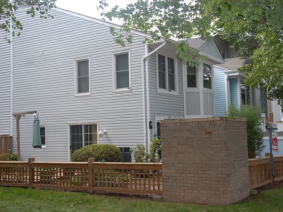 3rd image of 6074 Deer Hill Ct