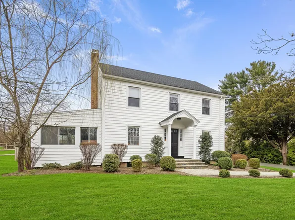 146 Oxford Rd, Southport, CT 06890
