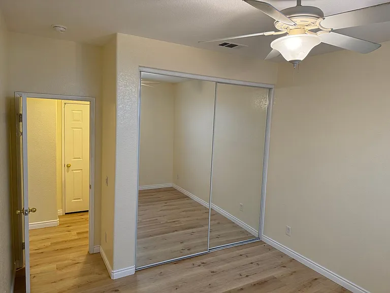 14975 Mount Wilson Ln — Photo 11