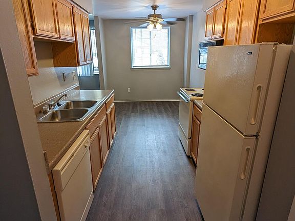 3rd image of 8720 Canterberry Ln #975